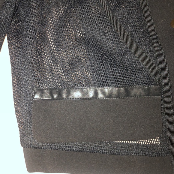 NWOT Black Crop Mesh Gold Zipper Button Blazer Size 4/6 - Picture 6 of 12